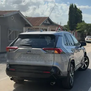 Toyota RAV4 Limited AWD 2023 Silver