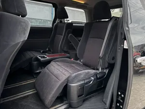 Toyota Velfire for Hire