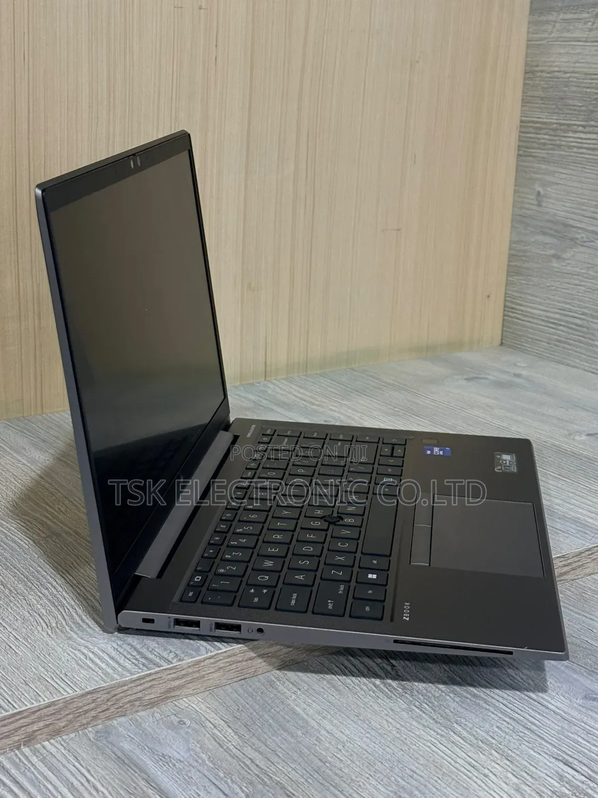 Laptop HP ZBook Firefly G8 16GB Intel Core i7 SSD 256GB