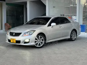 Toyota Crown 2009 Silver
