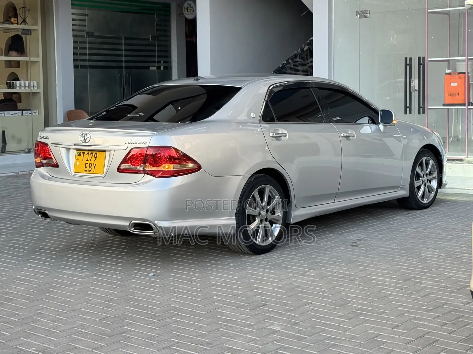 Toyota Crown 2009 Silver