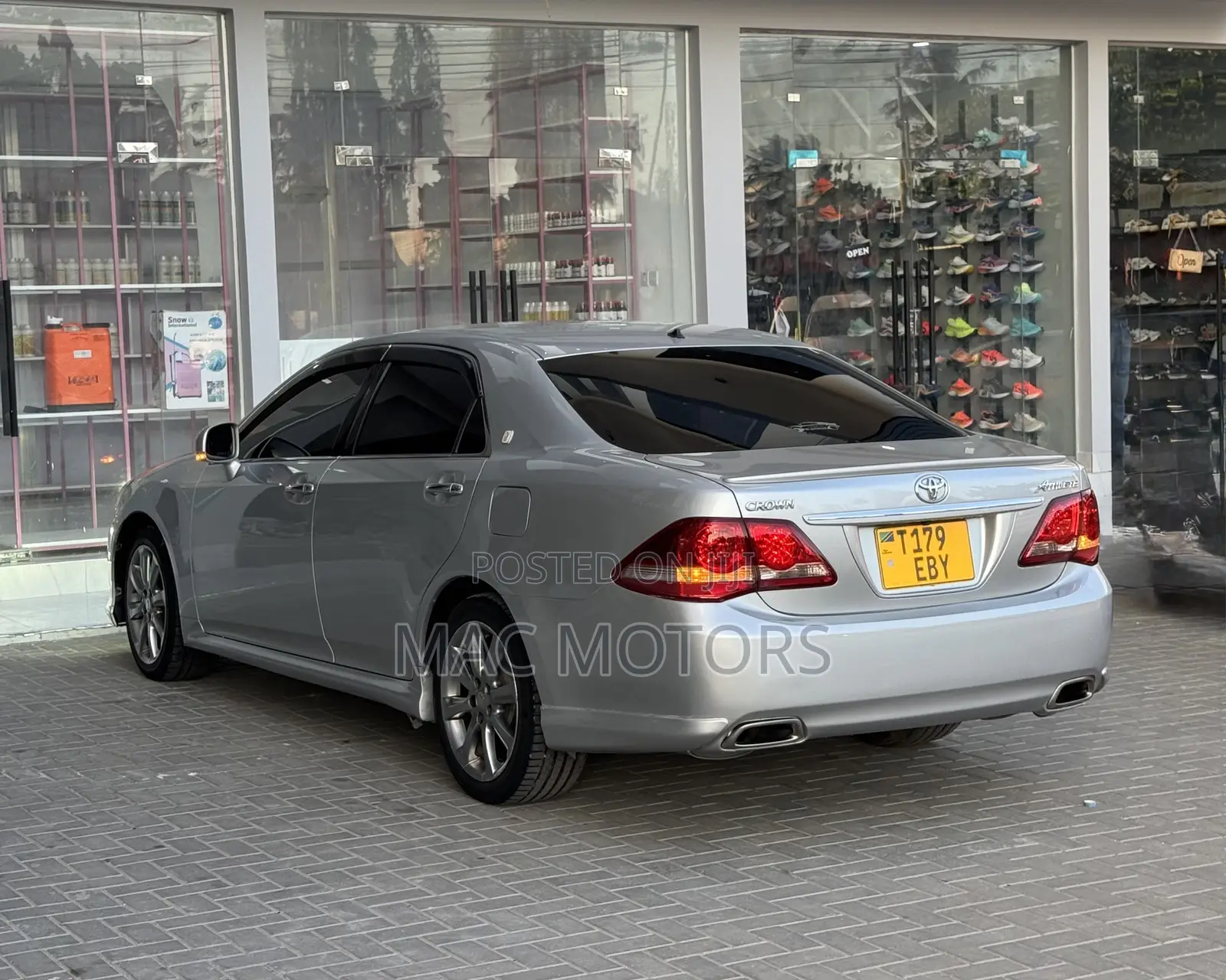 Toyota Crown 2009 Silver
