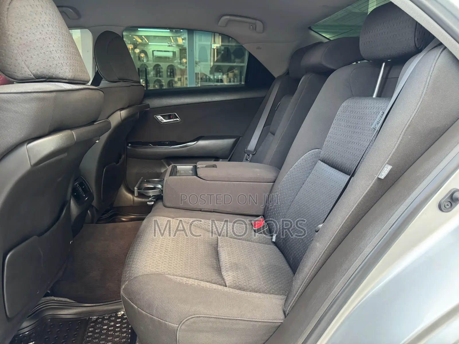 Toyota Crown 2009 Silver