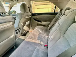 Toyota Crown 2005 Silver