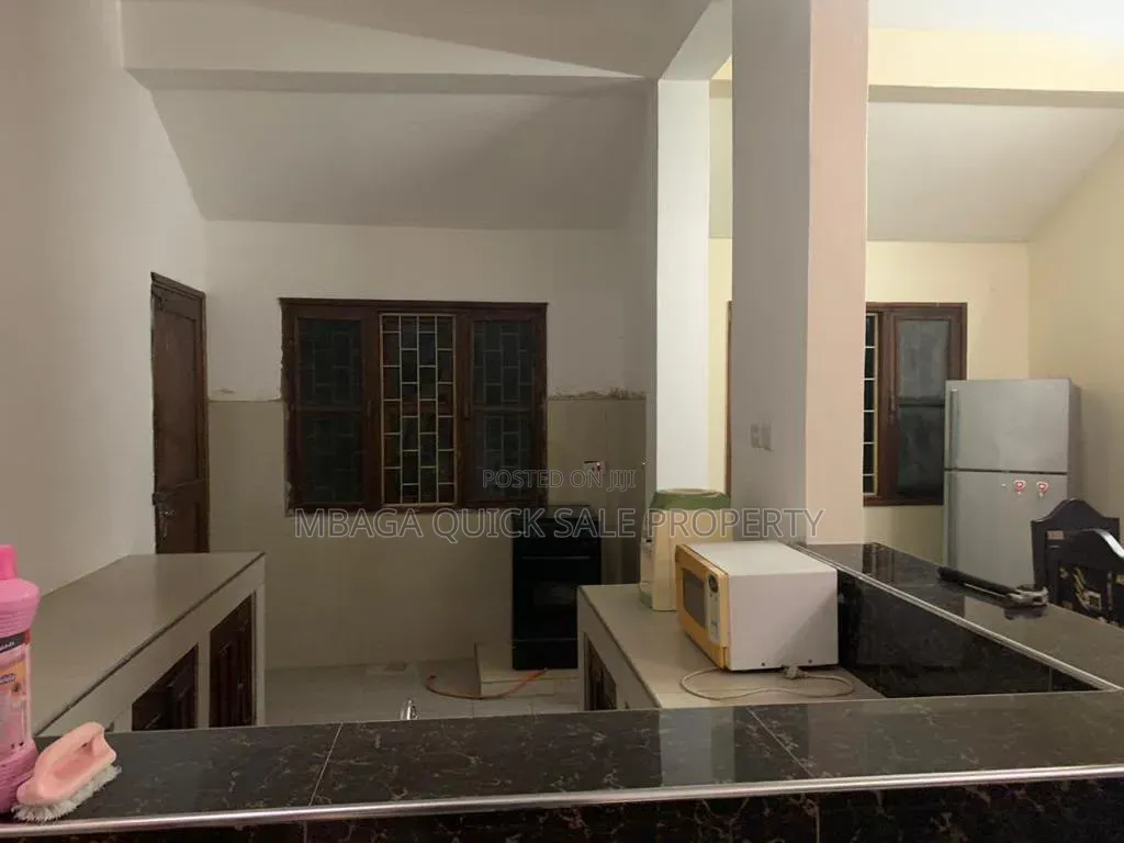 4bdrm House in Mikocheni for sale