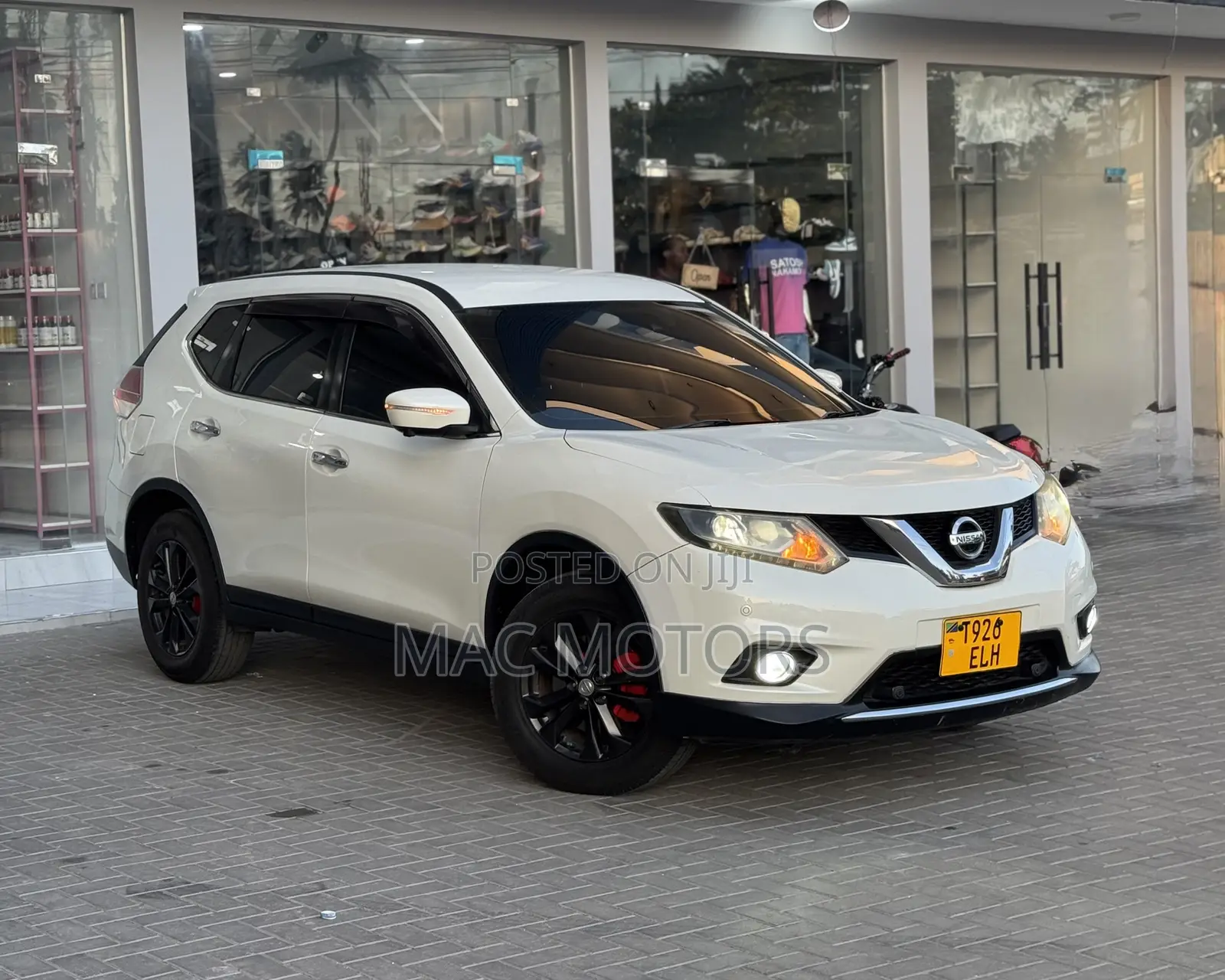 Nissan X-Trail 2014 White