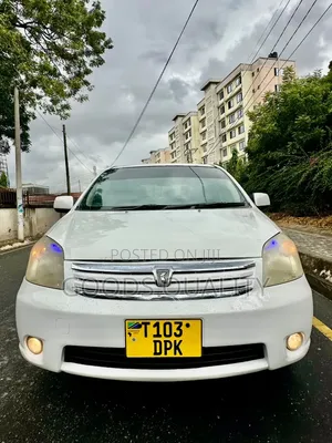 Toyota Raum 1.5 AWD 2007 White