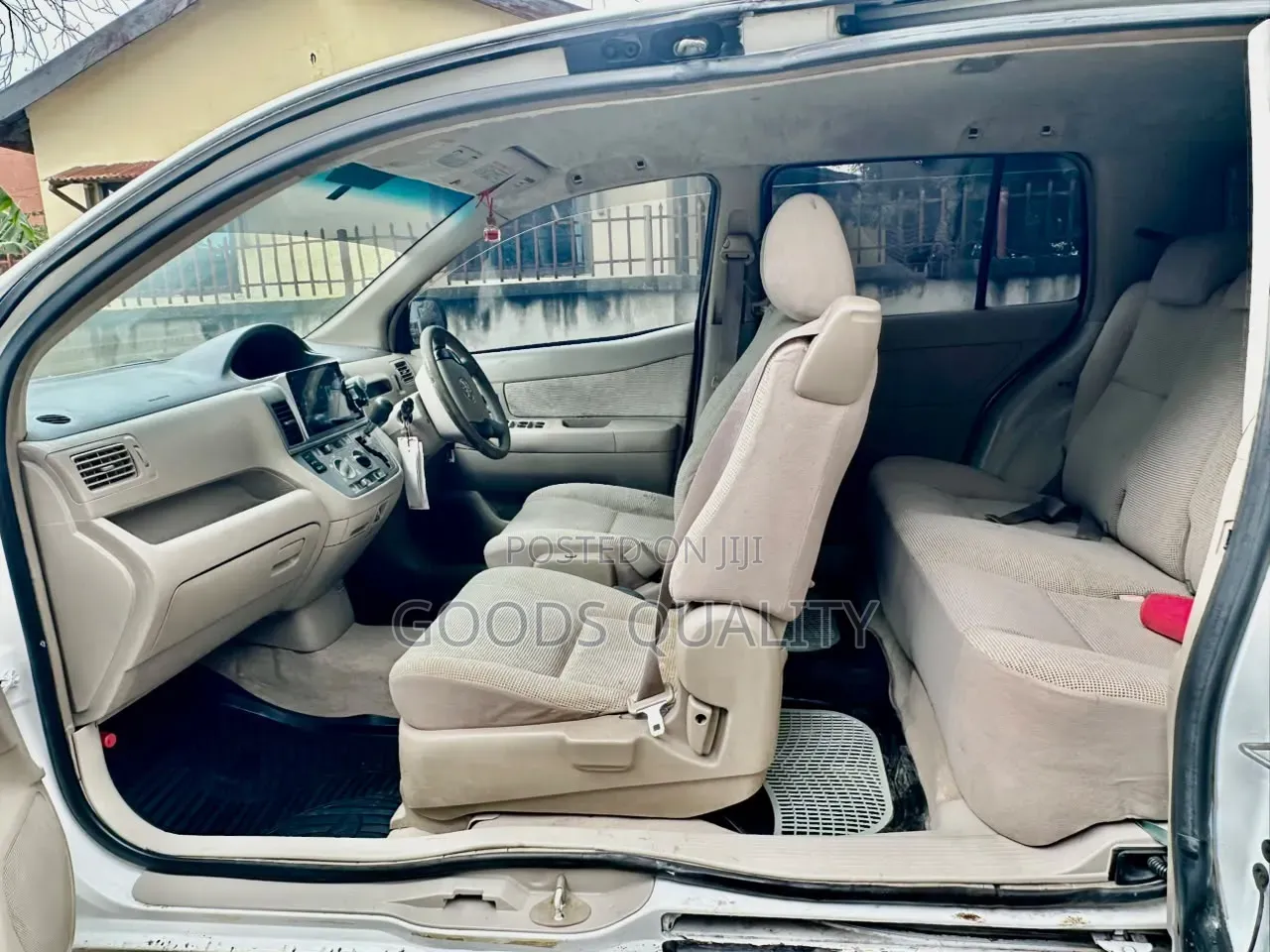Toyota Raum 1.5 AWD 2007 White