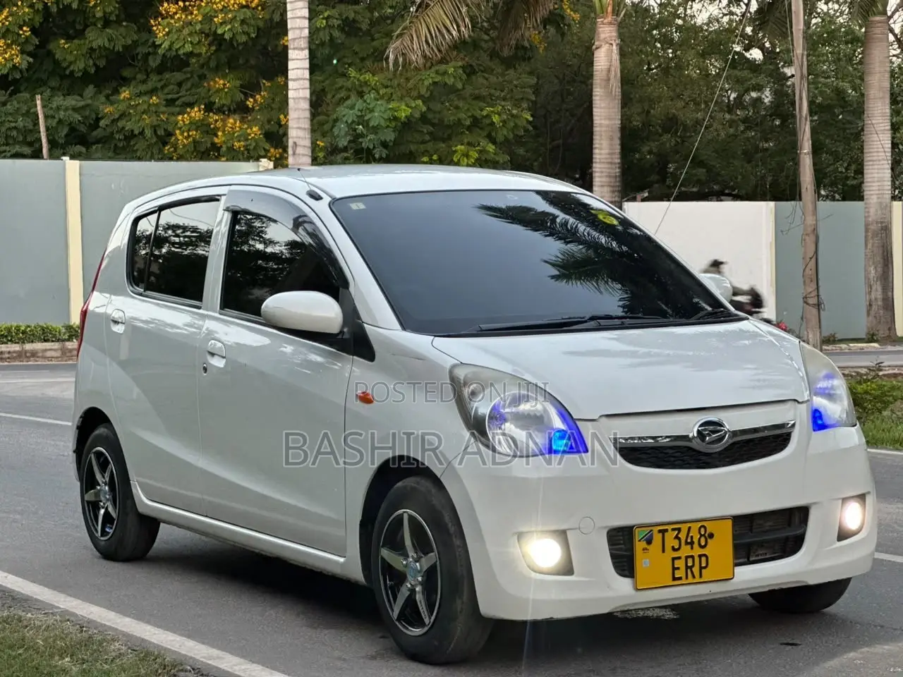 Daihatsu Mira 2012 White