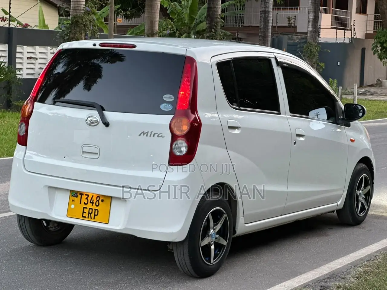 Daihatsu Mira 2012 White
