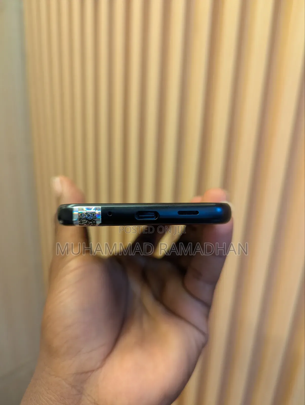 Kyocera Gratina 32 GB Black
