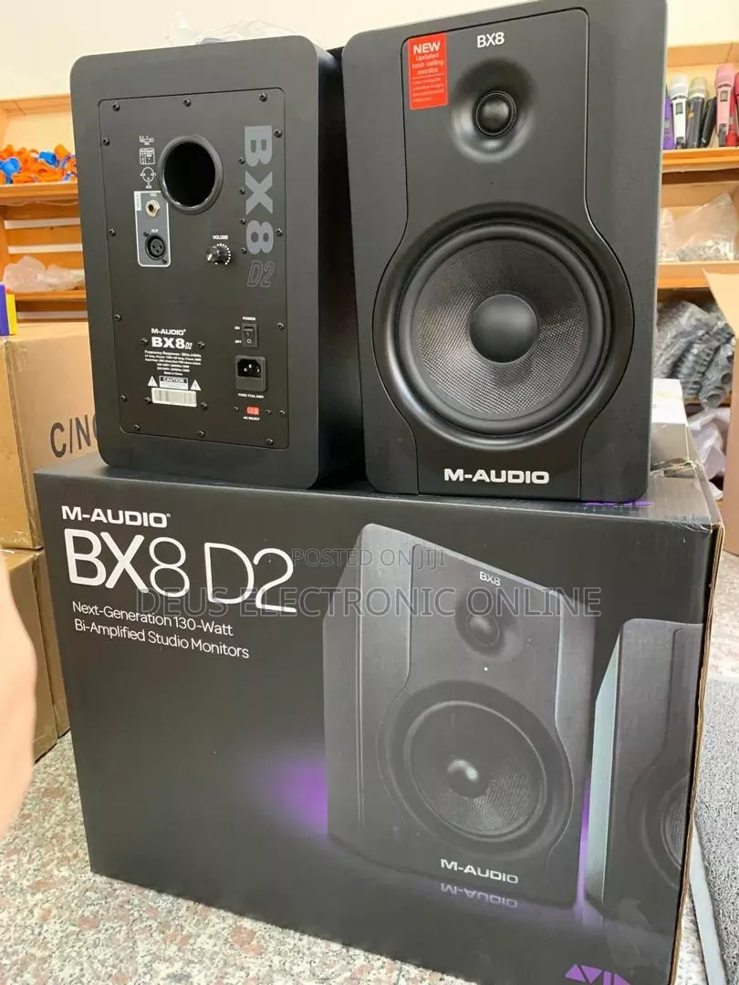 M-Audio INCH 8. Na 5 Nch,000