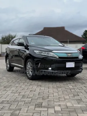 Toyota Harrier 2.0 2017 Matt Black