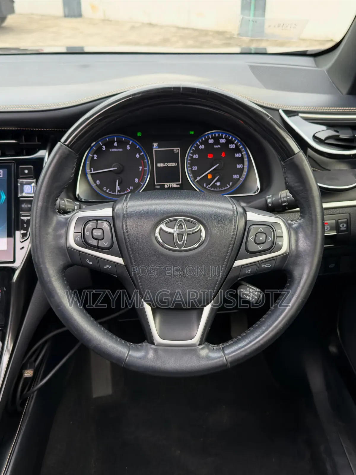 Toyota Harrier 2.0 2017 Matt Black