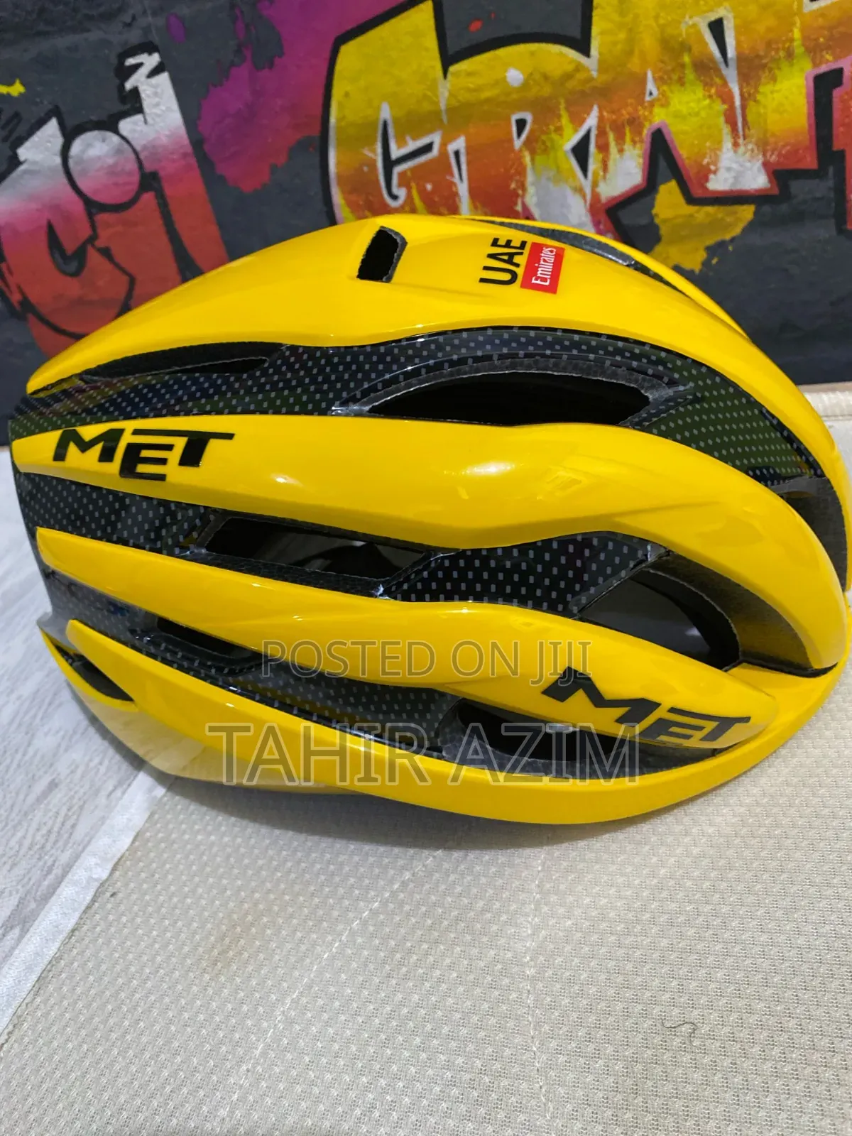 Met Yellow Professional Cycling Helmet.
