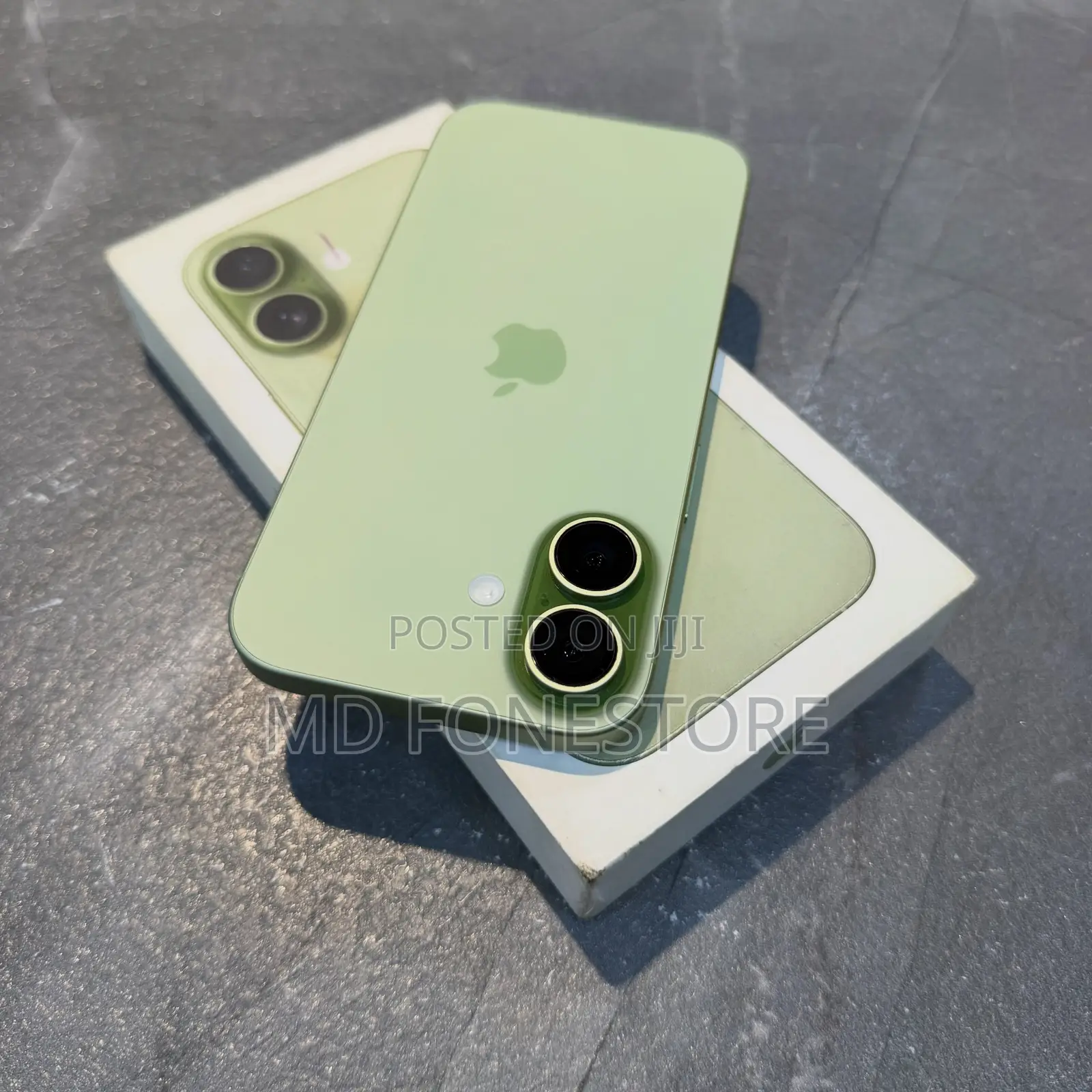 New Apple iPhone 17 256 GB Green