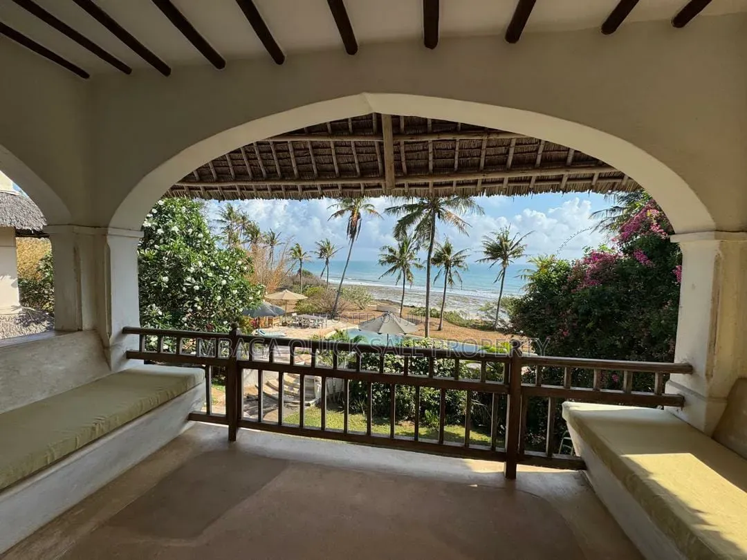 Furnished 6bdrm House in Kunduchi for sale