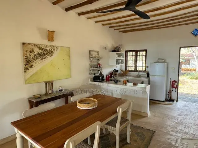 Furnished 6bdrm House in Kunduchi for sale