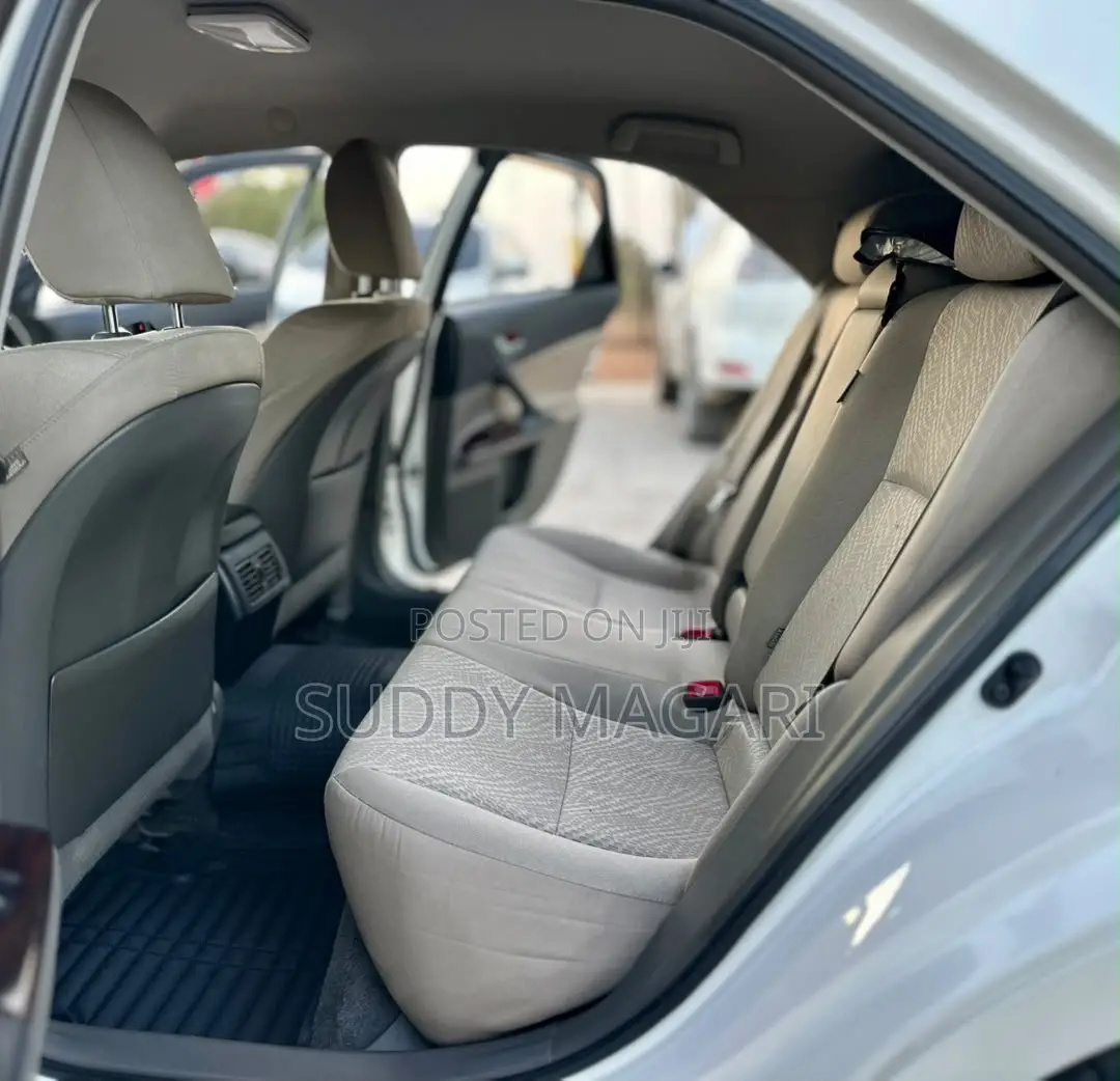 Toyota Mark X 2012 White