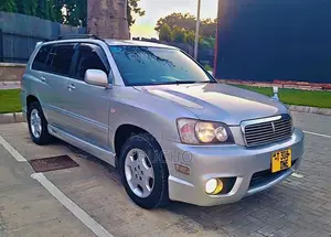 Toyota Kluger 2005 Silver