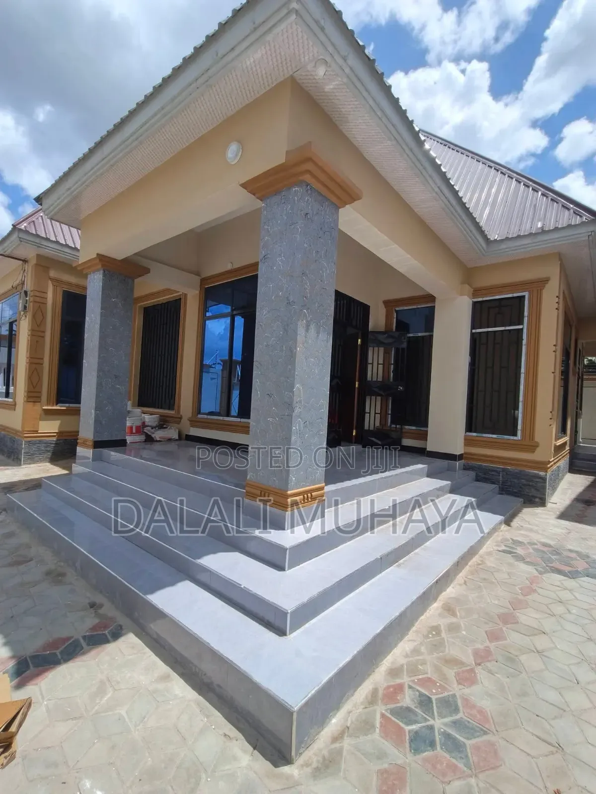 4bdrm House in Kanisani Street, Mbagala for sale