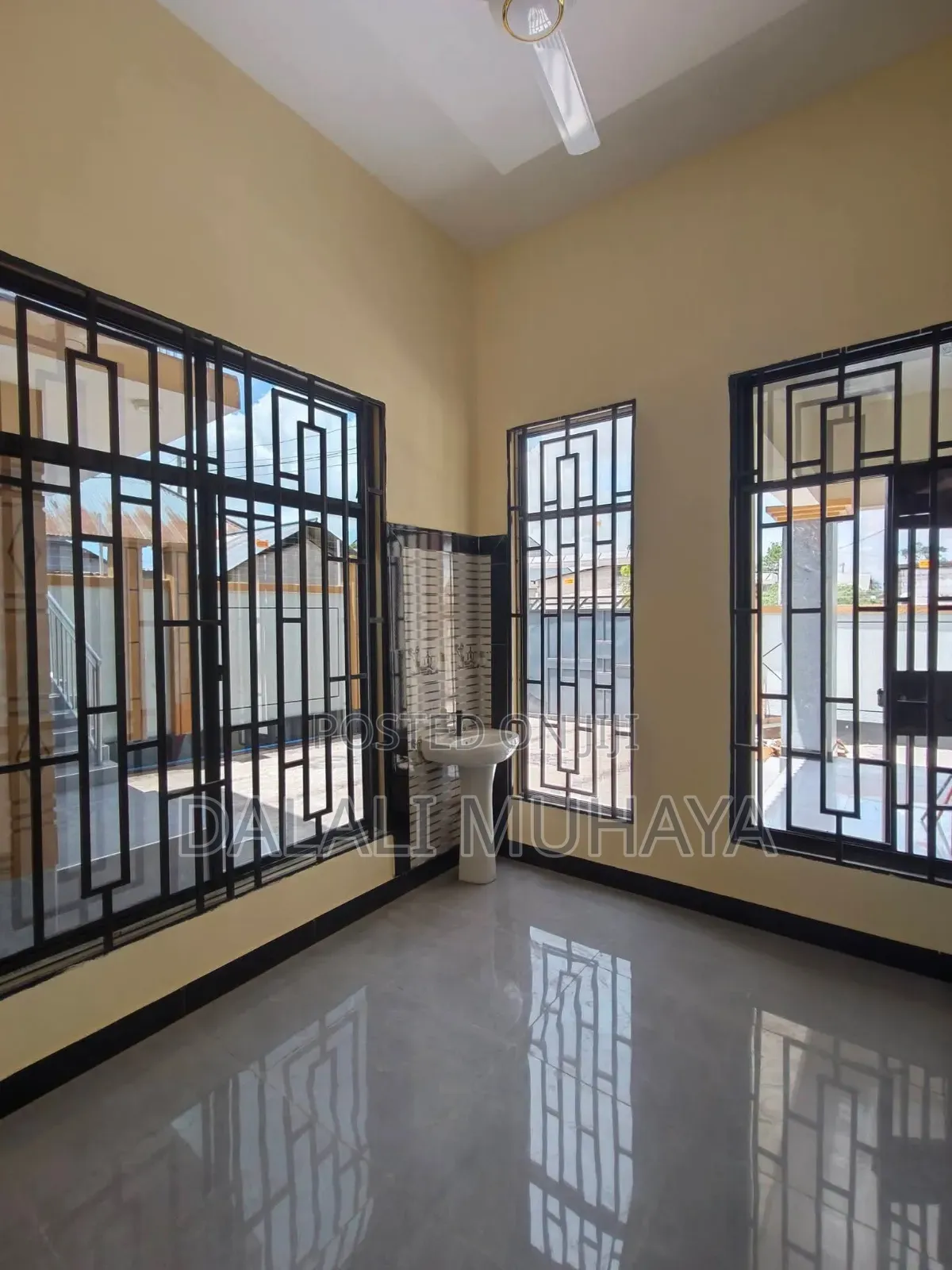 4bdrm House in Kanisani Street, Mbagala for sale