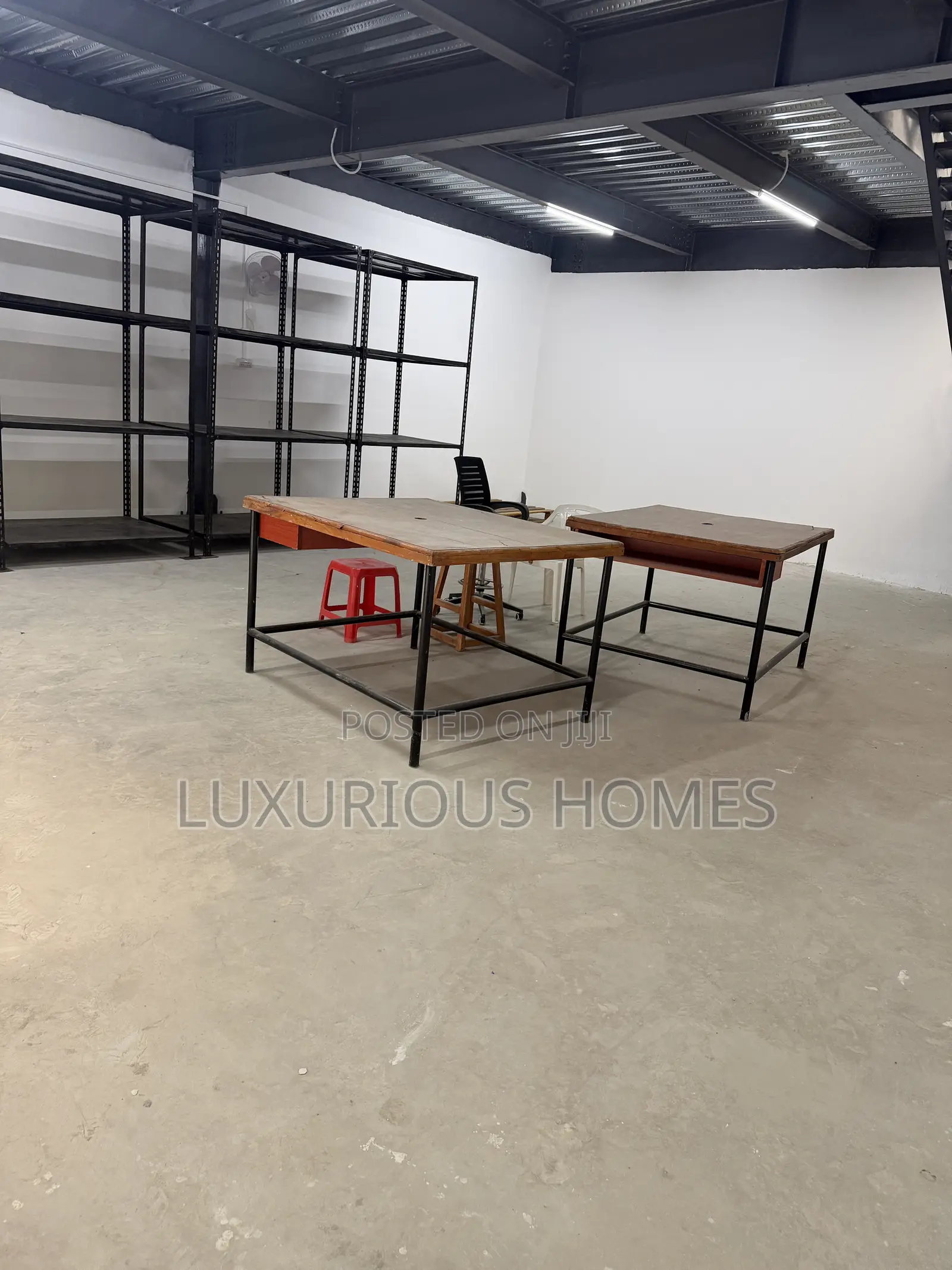 Warehouse for Rent at Tazara