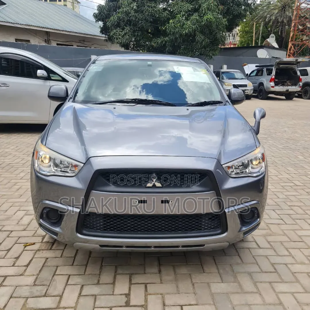 Mitsubishi RVR 2.0 2011