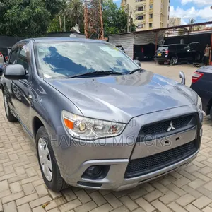 Mitsubishi RVR 2.0 2011