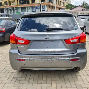 Mitsubishi RVR 2.0 2011