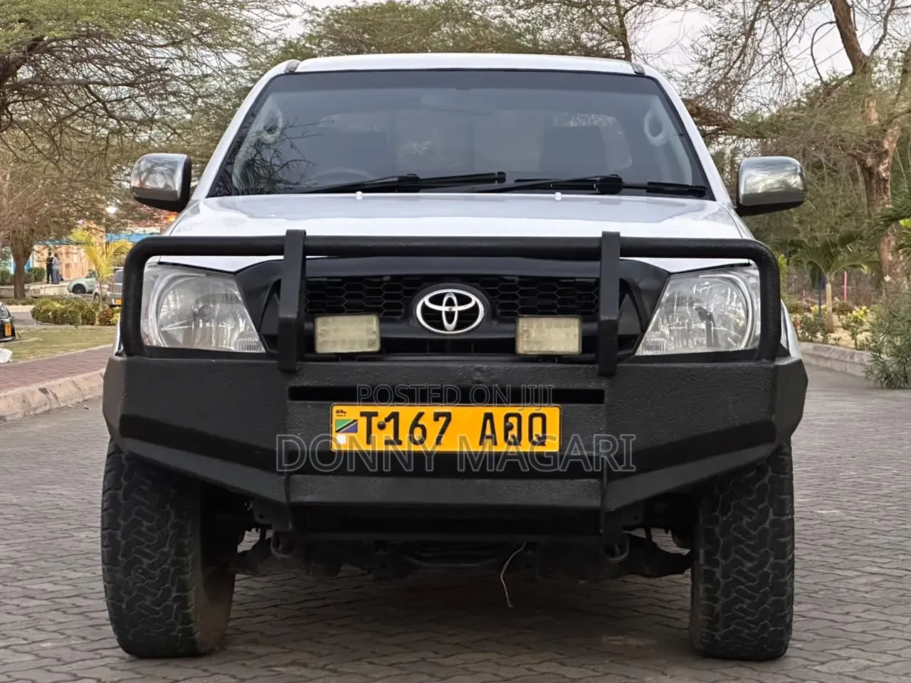 Toyota Hilux 2008 White
