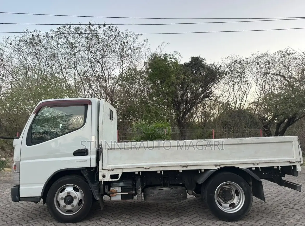 Mitsubishi Fuso Canter TKG-FEA50