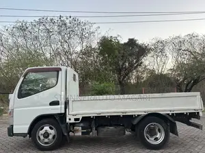 Mitsubishi Fuso Canter TKG-FEA50