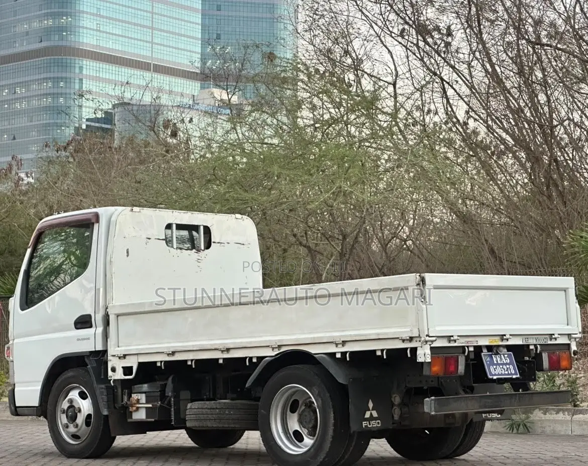 Mitsubishi Fuso Canter TKG-FEA50