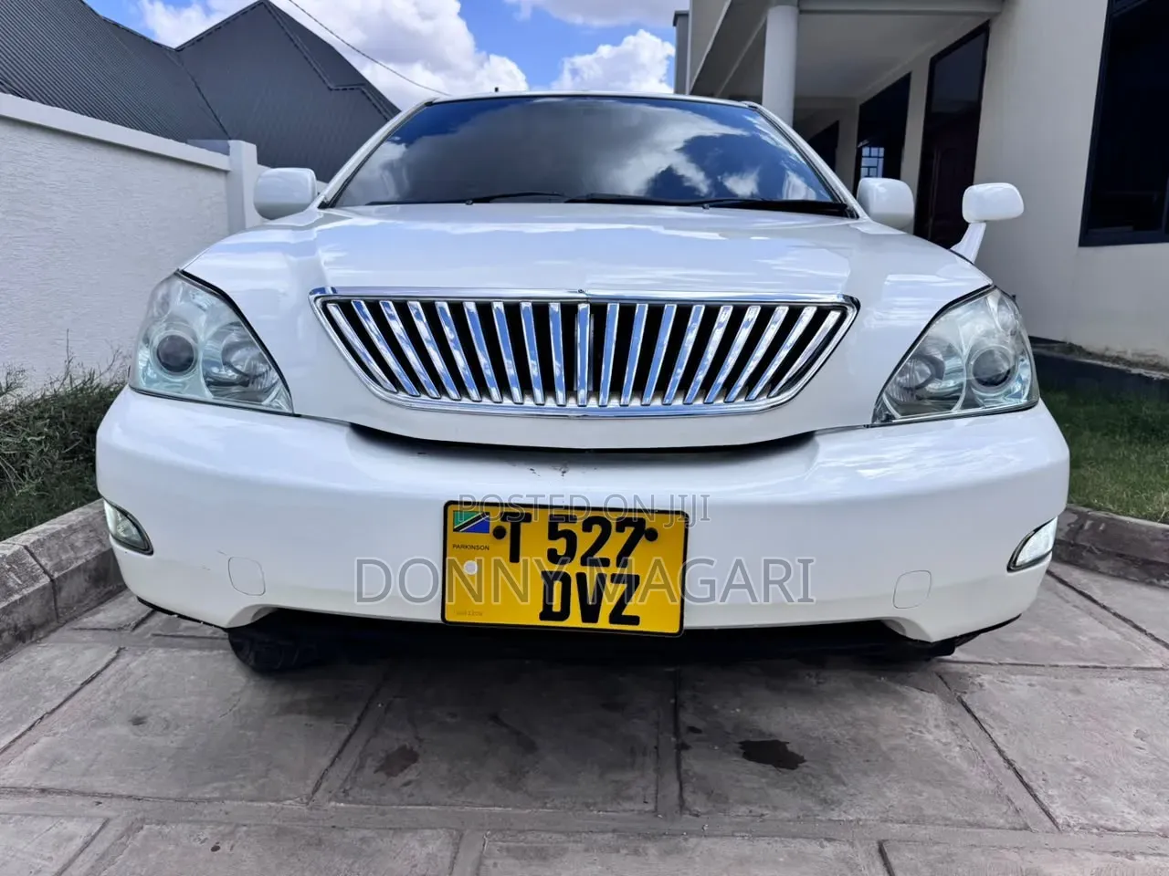 Toyota Harrier 2005 White