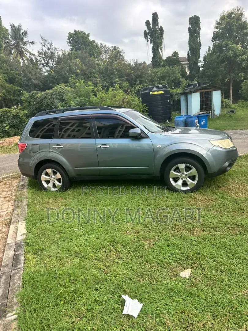 Subaru Forester 2009 Gray