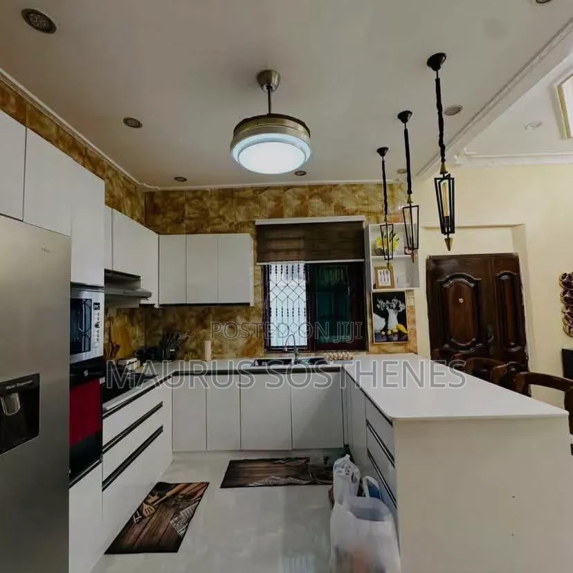 4bdrm House in Mongo La Ndege, Kinyerezi for sale