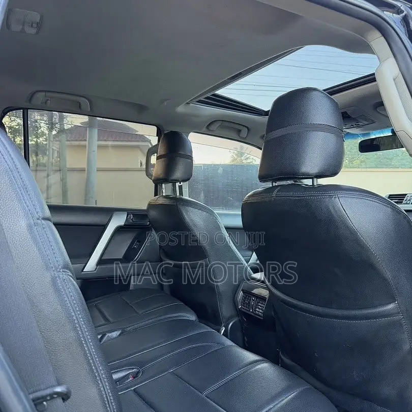 Toyota Land Cruiser Prado 2015 Black