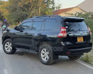 Toyota Land Cruiser Prado 2015 Black