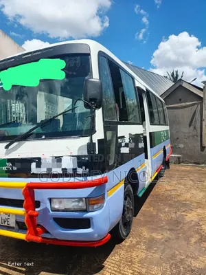 Nissan Civilian 2005 White