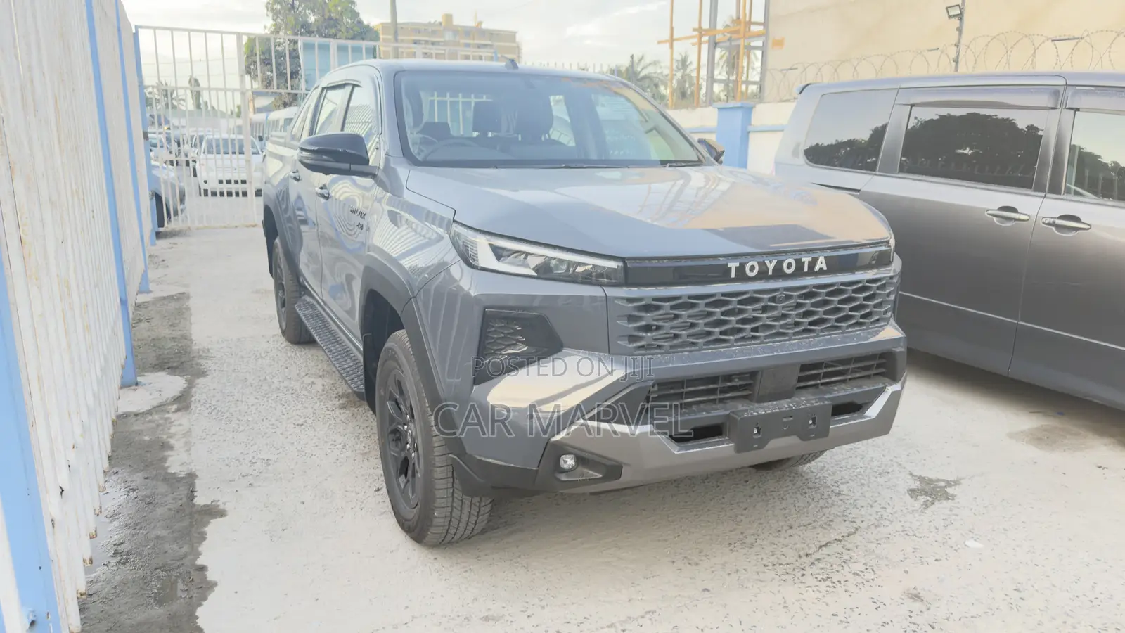 New Toyota Hilux 2026 Gray