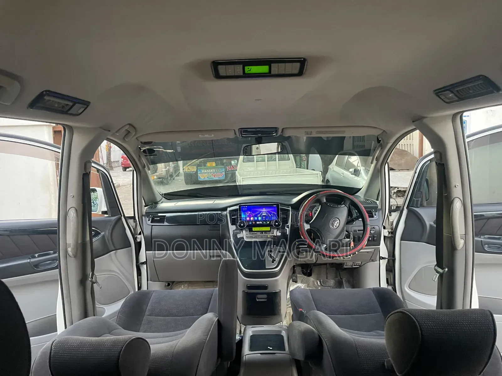 Toyota Alphard 2004 White