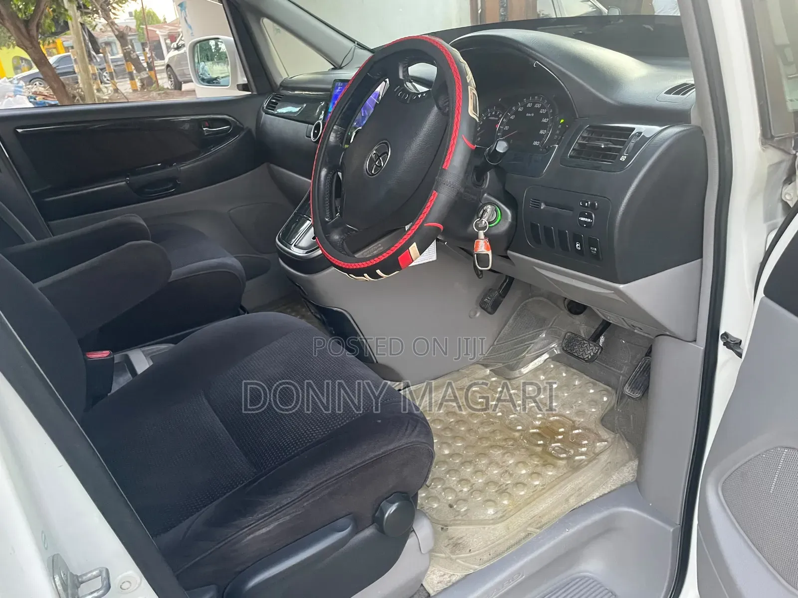 Toyota Alphard 2004 White