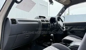 Toyota Land Cruiser Prado 1997 Gold