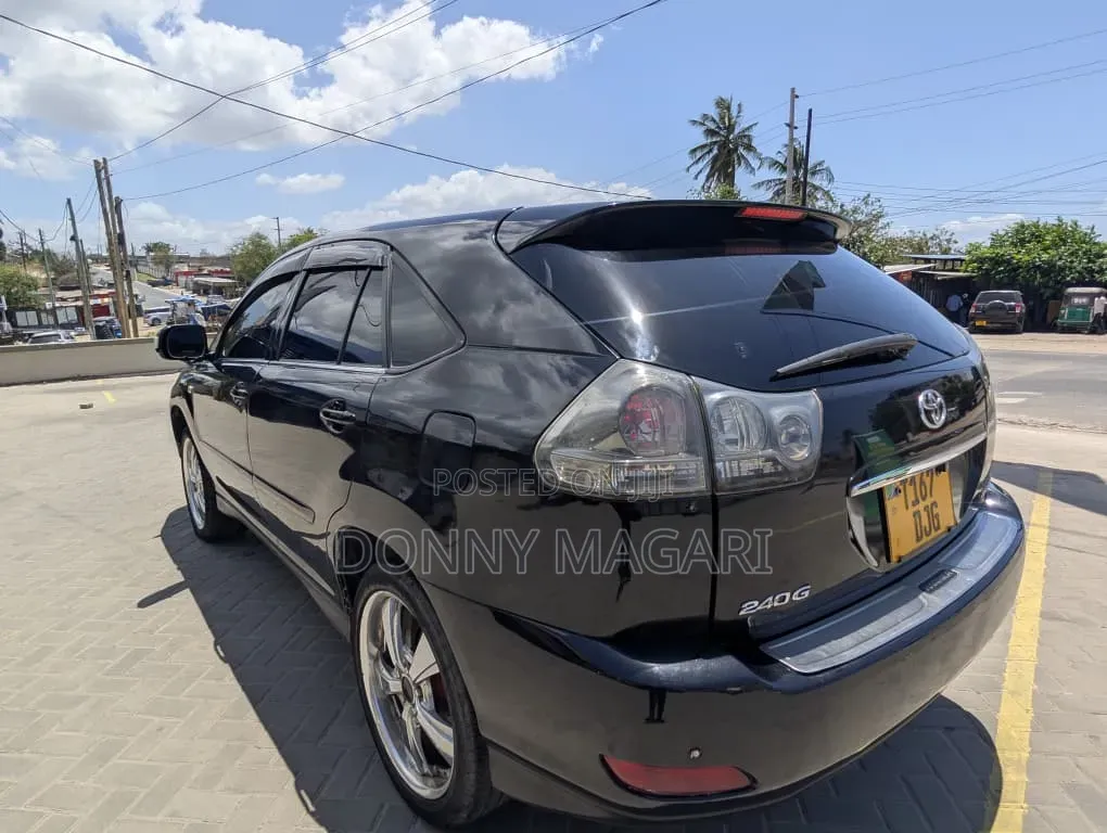 Toyota Harrier 2.4 4WD 2005 Black