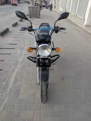 TVS HLX 125 2025 Black