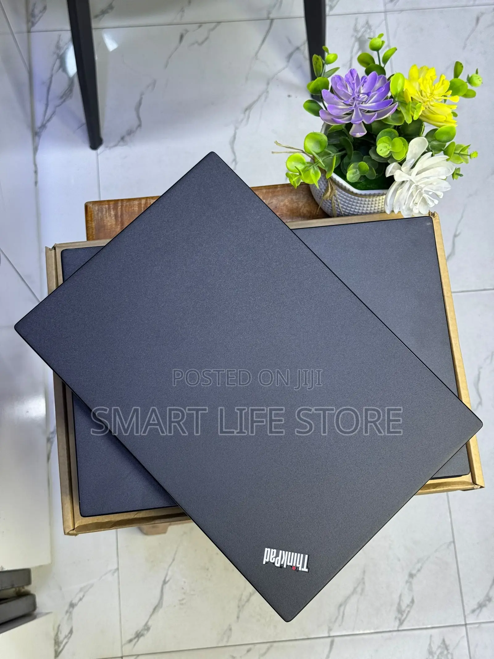 New Laptop Lenovo ThinkPad X395 8GB Intel Core i5 SSD 256GB
