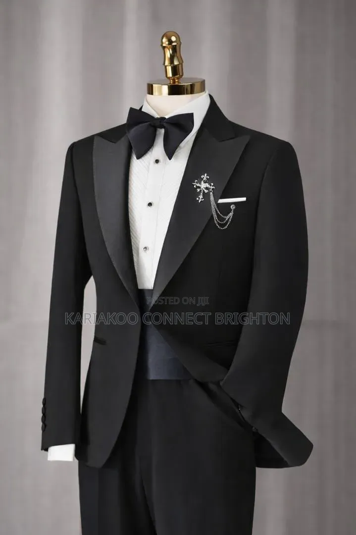Classic Black Tuxedo Suit With Satin Lapel