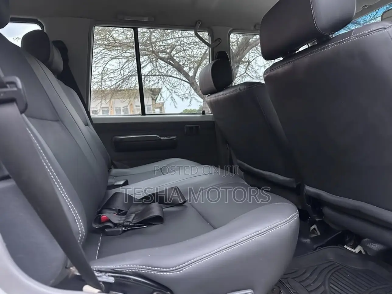 Toyota Land Cruiser 2016 White