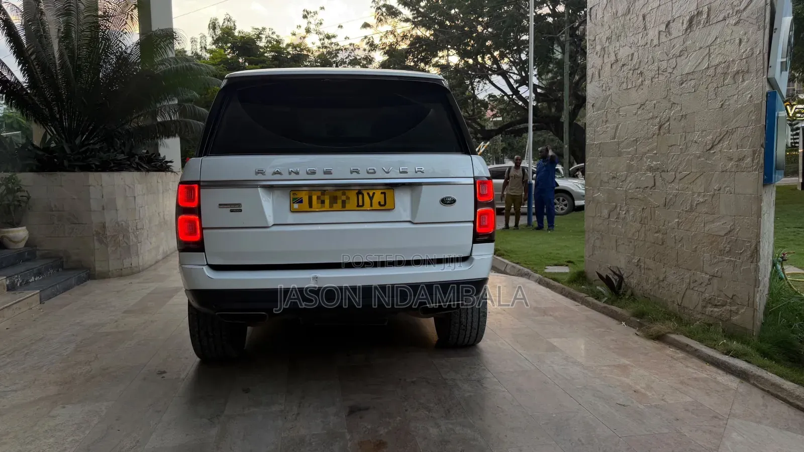 Land Rover Range Rover Vogue 2019 White